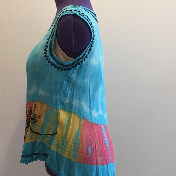 Sleeveless Top 1X multicolored embroidered trim - Picture 2 of 3